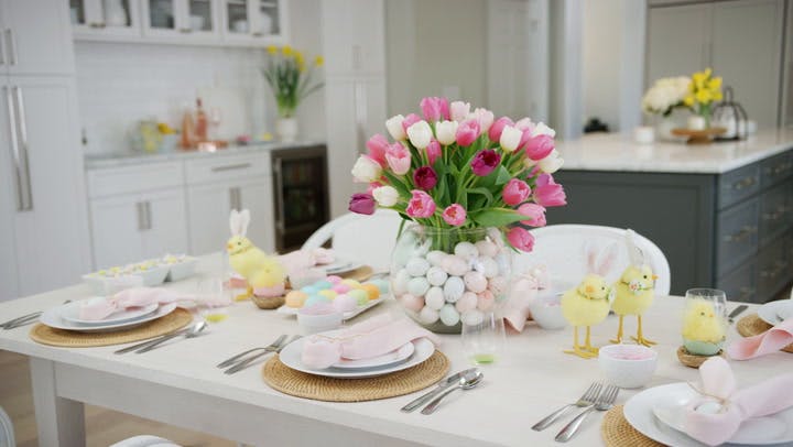 Easy Easter Tablescape